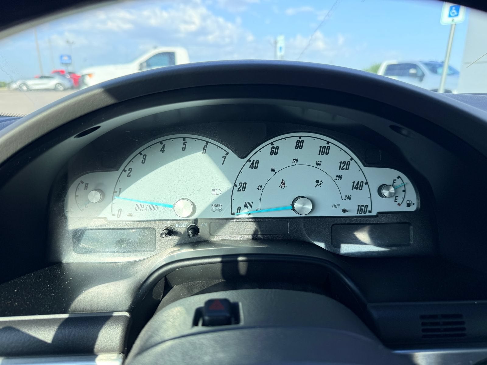 2002 Ford Thunderbird w/Hardtop Premium