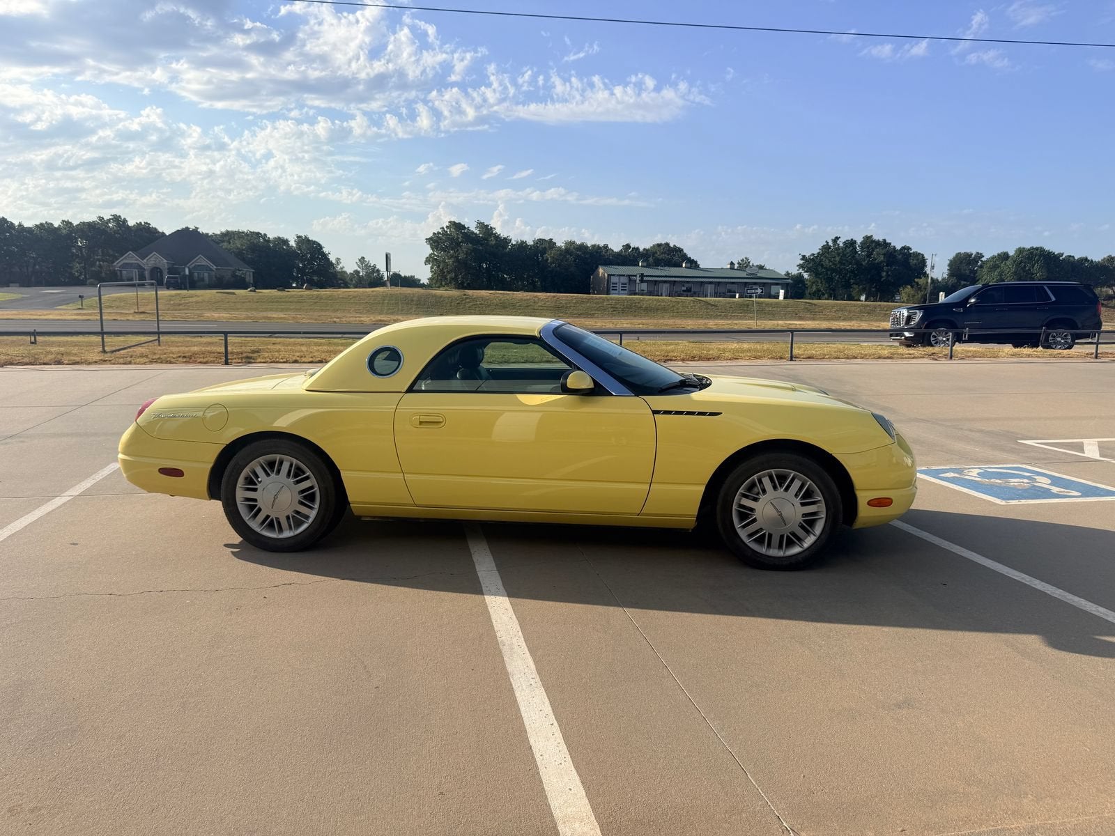 2002 Ford Thunderbird w/Hardtop Premium