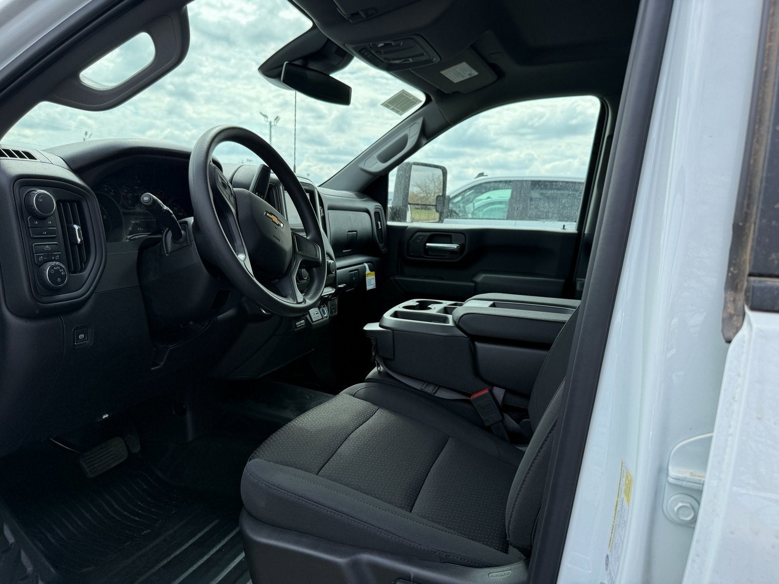 2025 Chevrolet Silverado 3500 HD WT