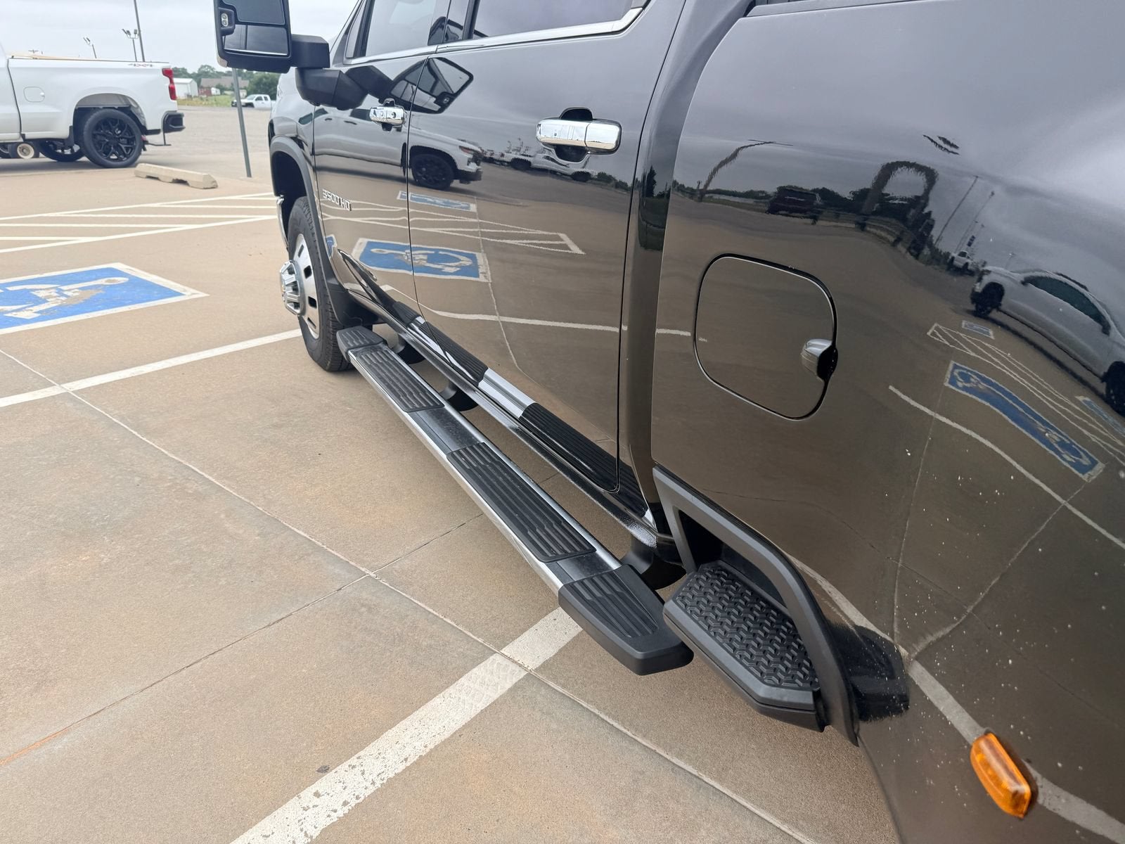 2024 Chevrolet Silverado 3500 HD LTZ DRW