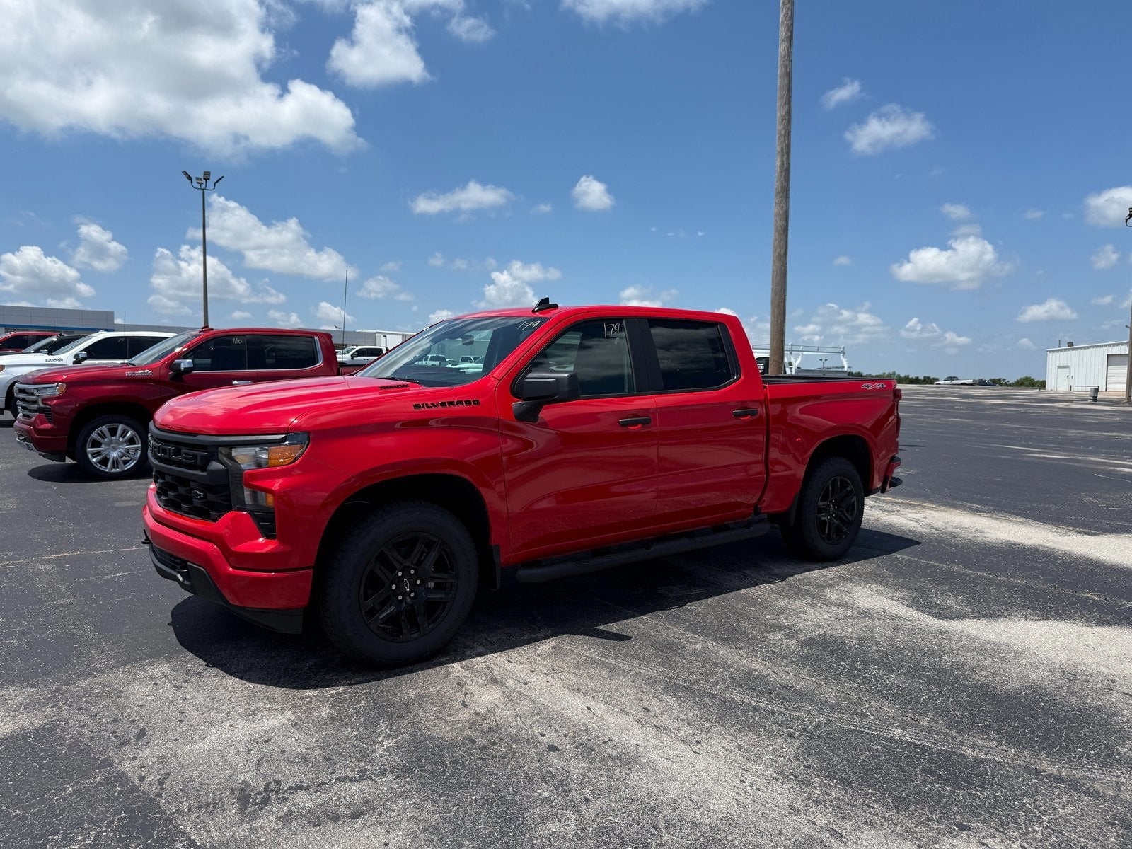 2025 Chevrolet Silverado 1500 Custom