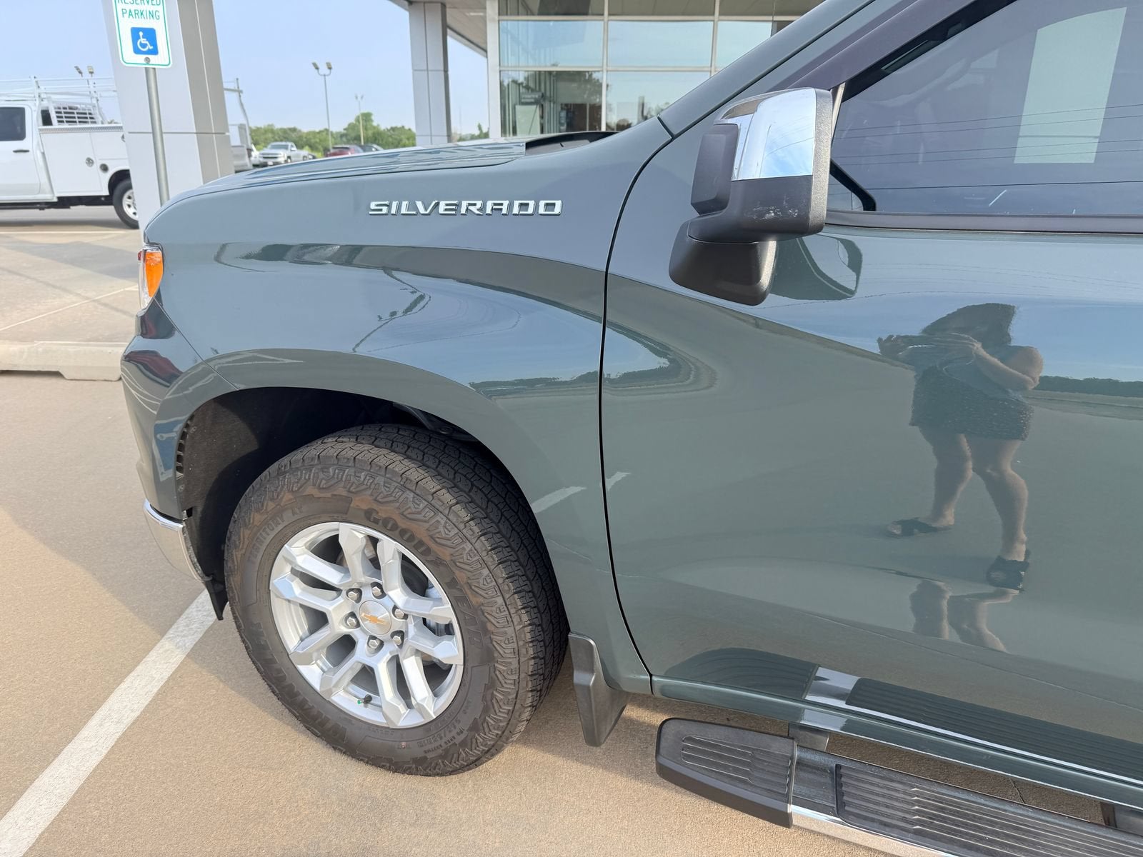 2025 Chevrolet Silverado 1500 LT