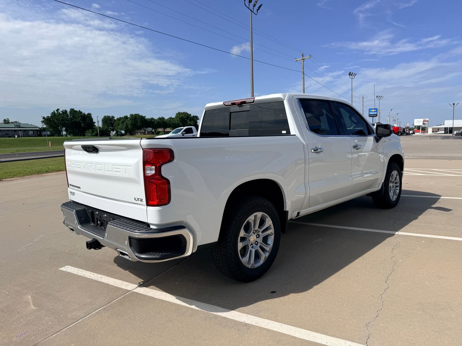 2025 Chevrolet Silverado 1500 LTZ