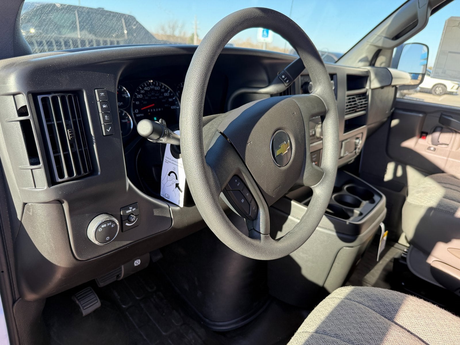 2025 Chevrolet Express Cargo 2500 WT