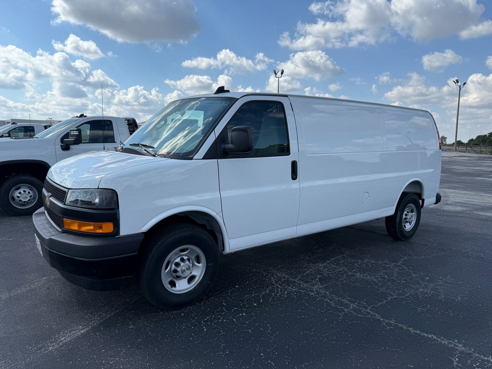 2025 Chevrolet Express Cargo 2500 WT
