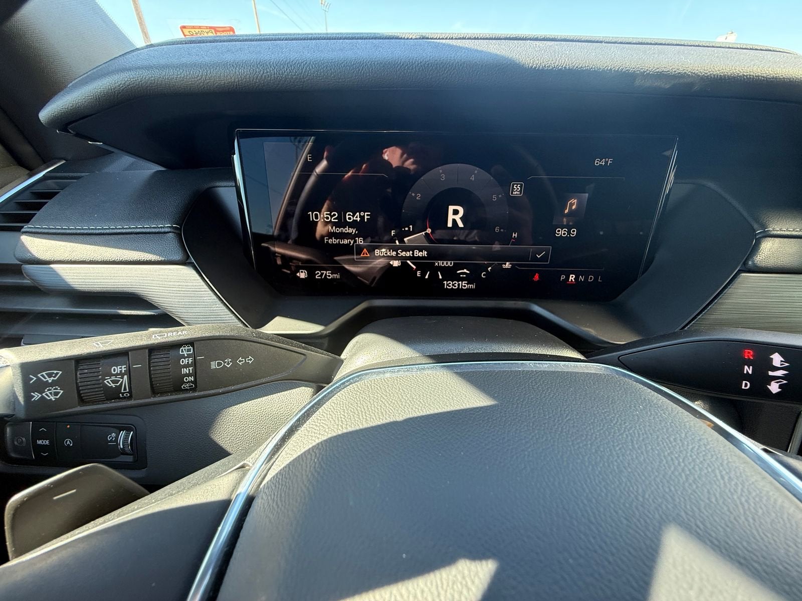 2025 GMC Acadia Elevation