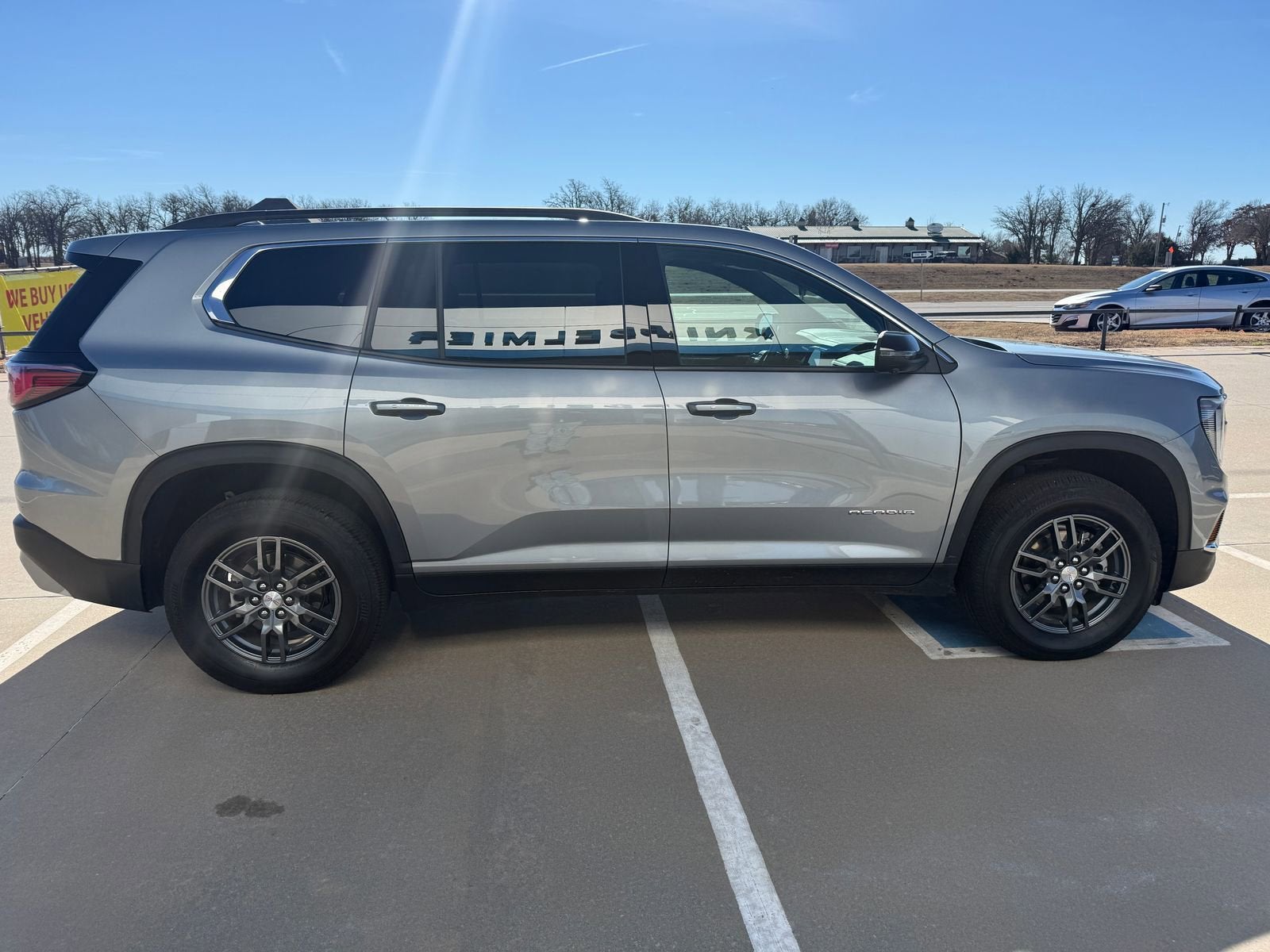 2025 GMC Acadia Elevation