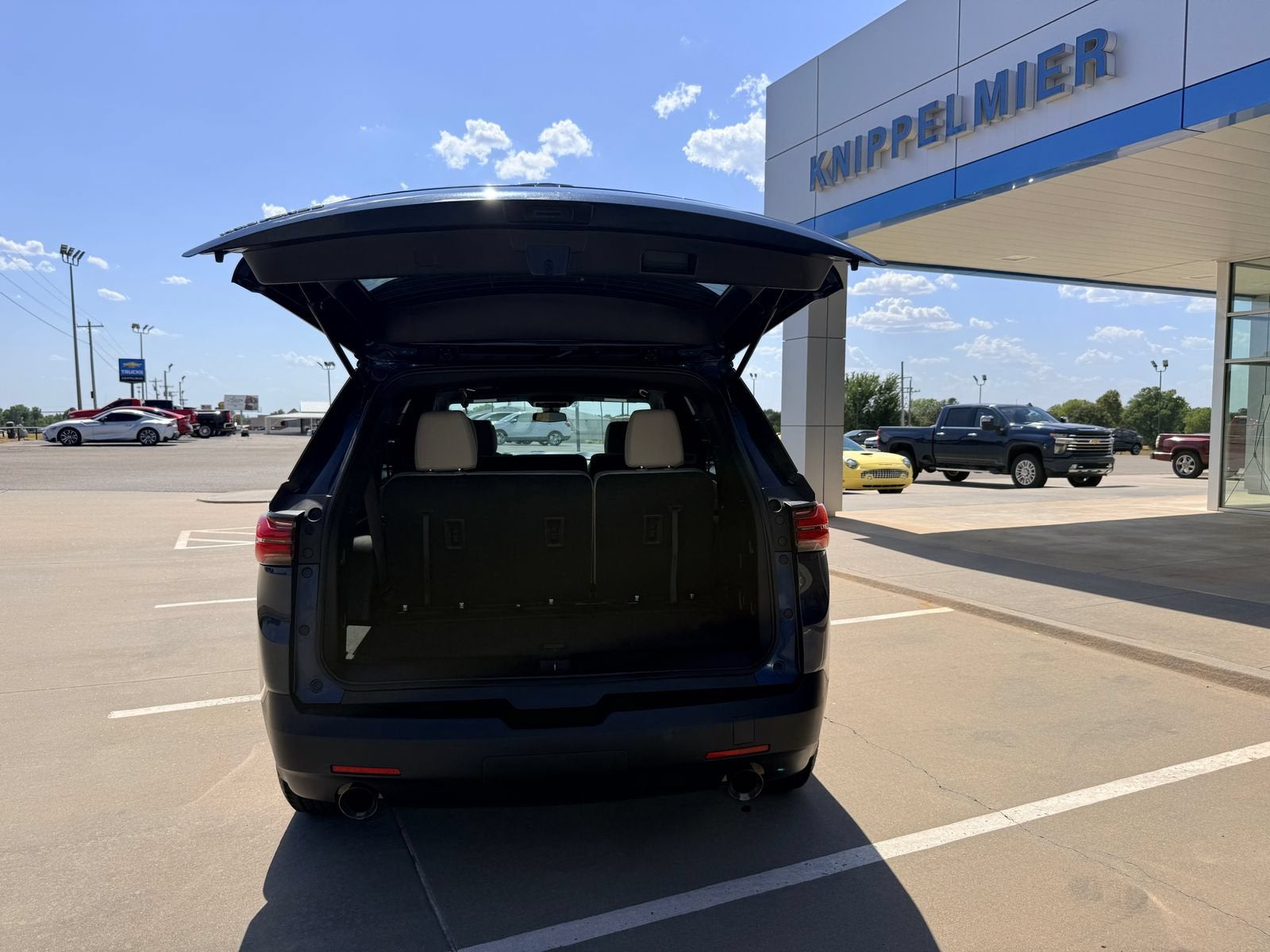 2022 Chevrolet Traverse LS