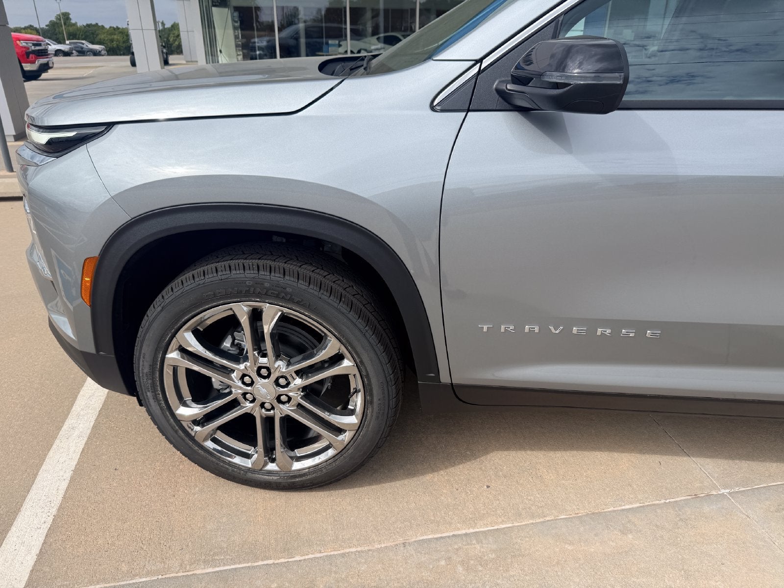 2027 Chevrolet Traverse LT