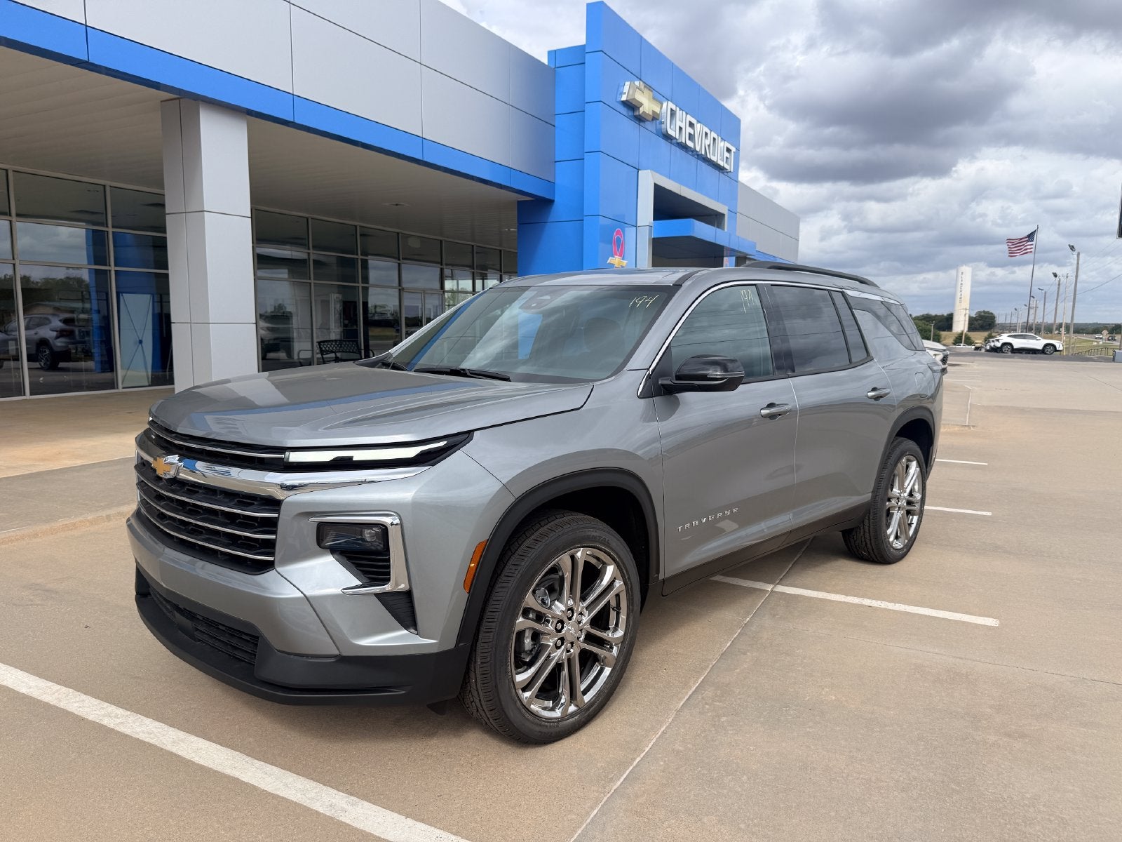 2027 Chevrolet Traverse LT