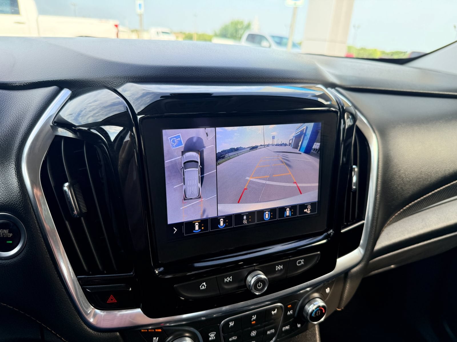 2026 Chevrolet Traverse LT - Photo 19