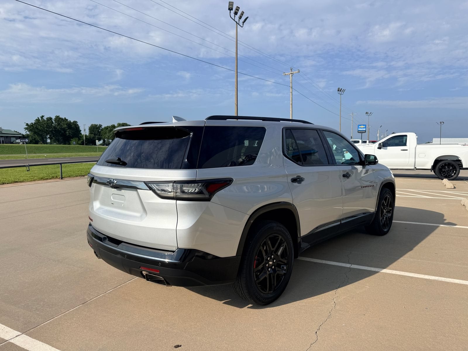 2026 Chevrolet Traverse LT - Photo 8