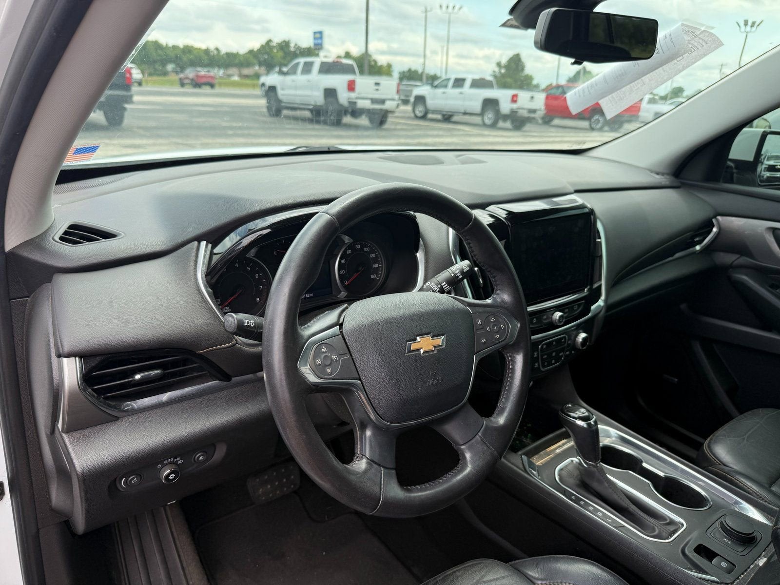 2020 Chevrolet Traverse LT Leather