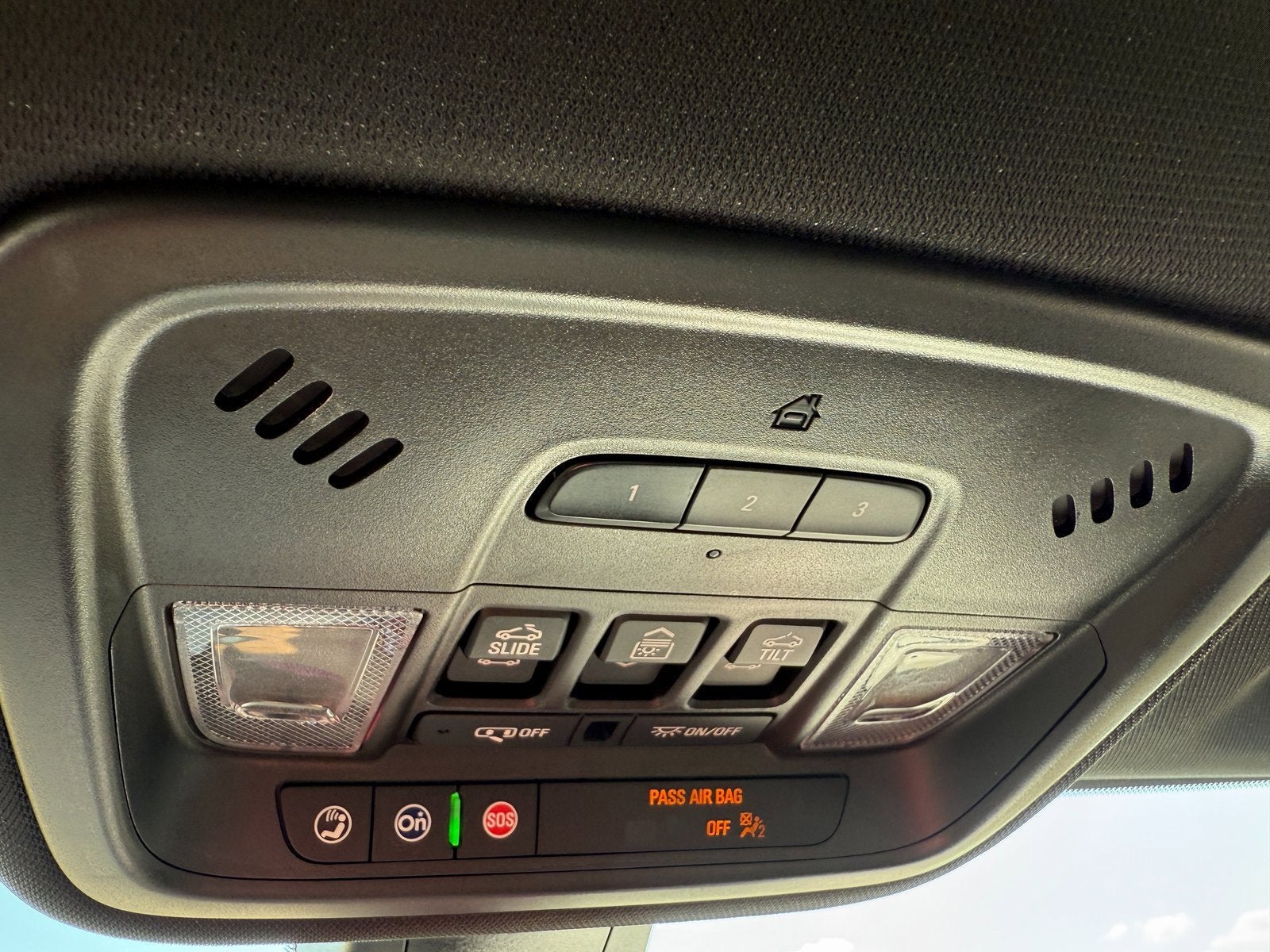 2024 Chevrolet Traverse Limited Premier