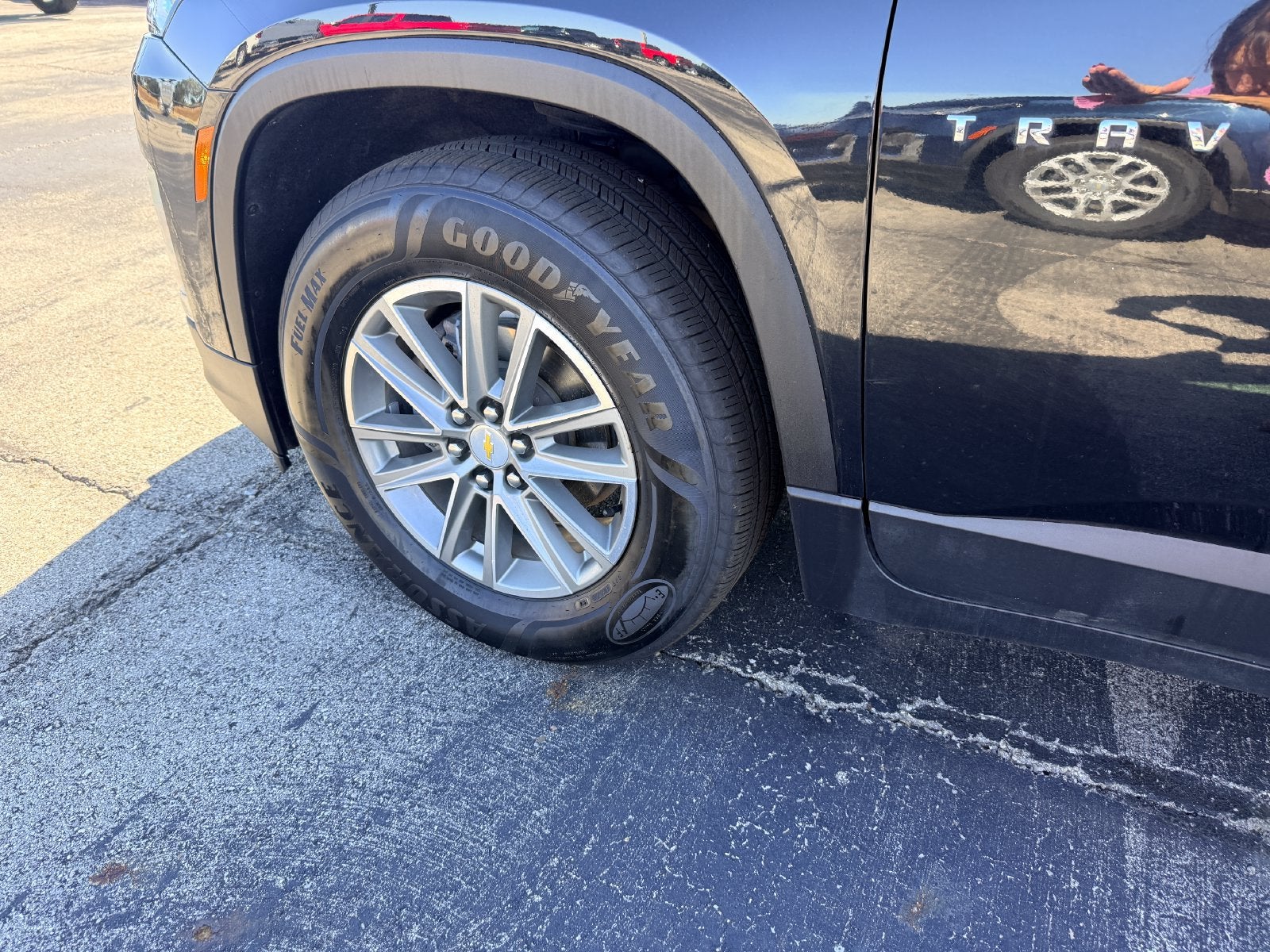 2023 Chevrolet Traverse LT Cloth