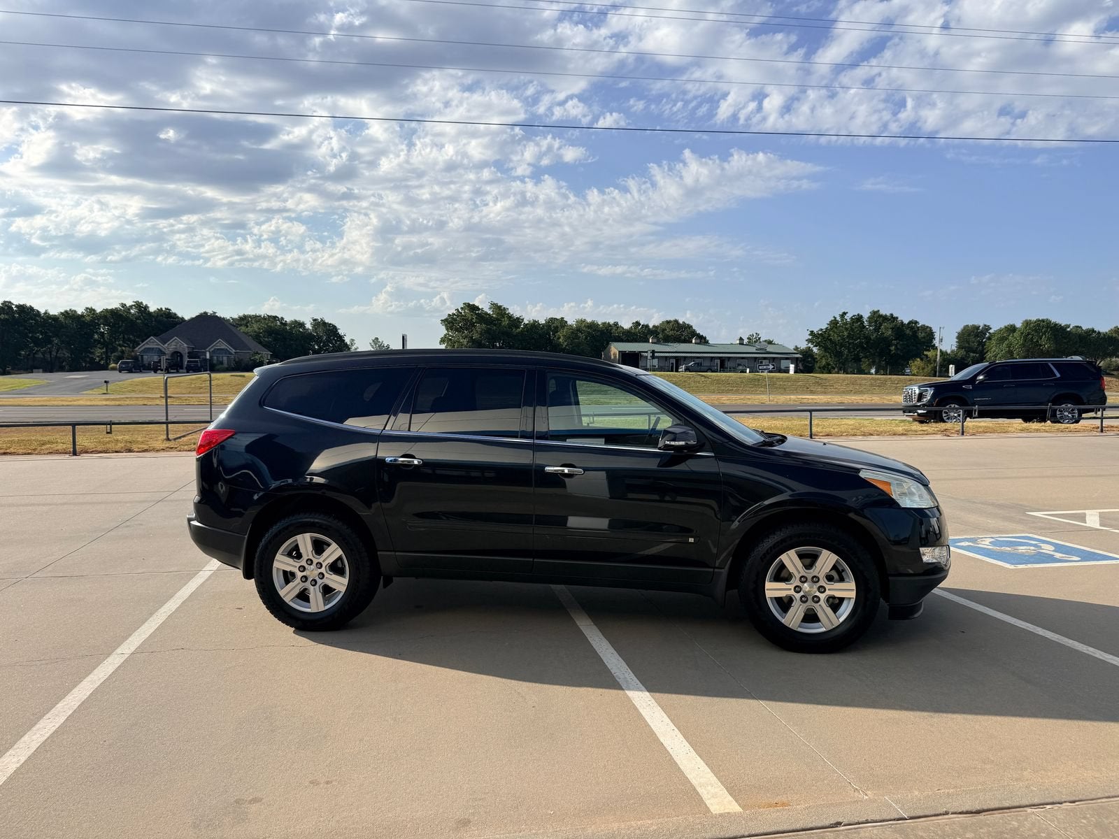 2010 Chevrolet Traverse LT w/1LT