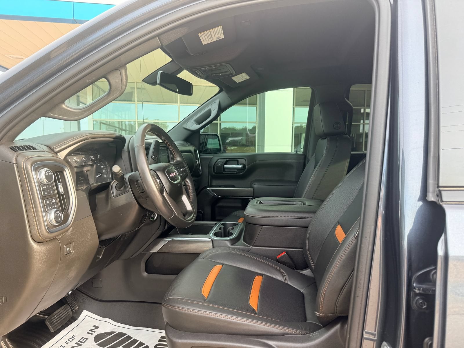 2021 GMC Sierra 1500 AT4
