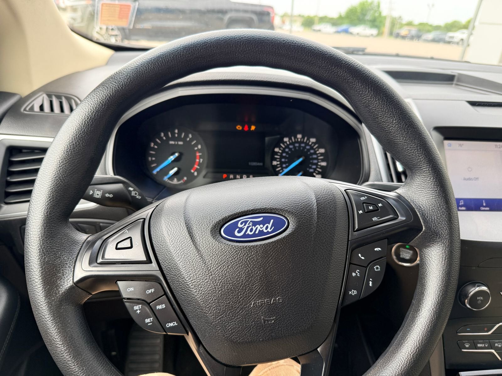 2020 Ford Edge SE