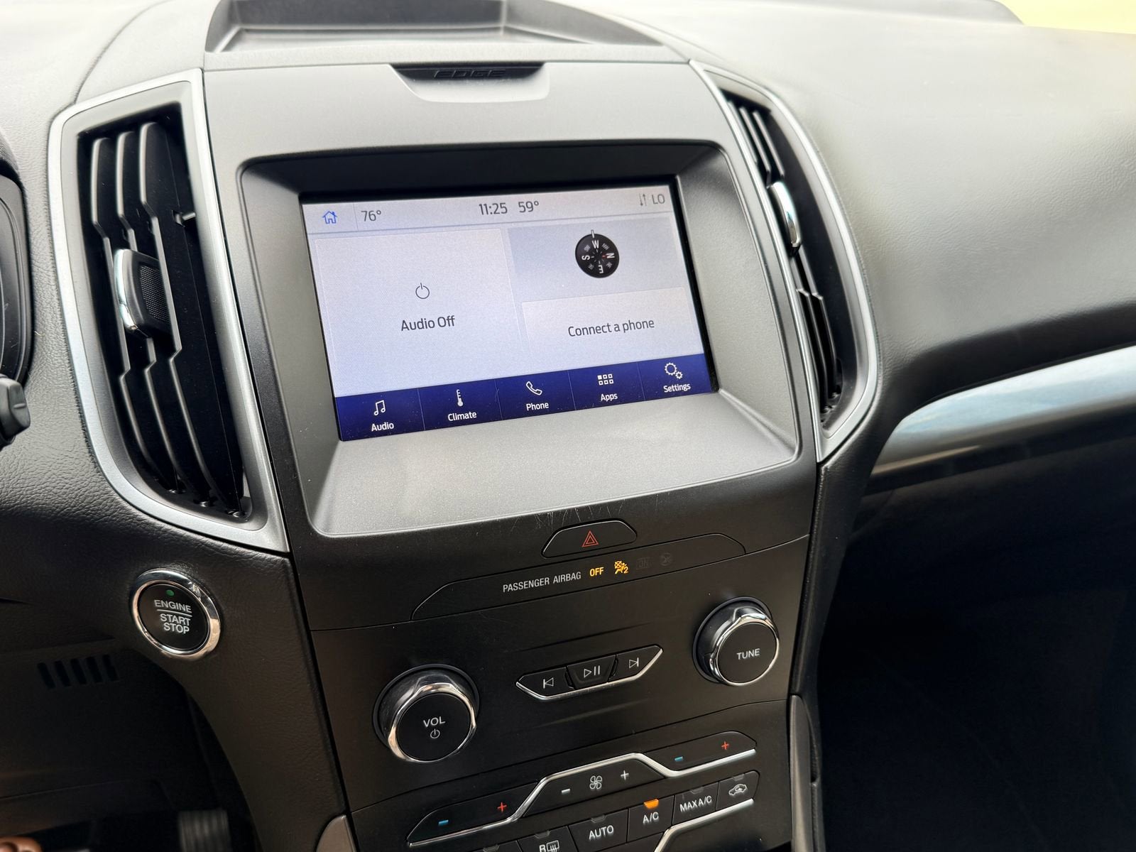 2020 Ford Edge SE