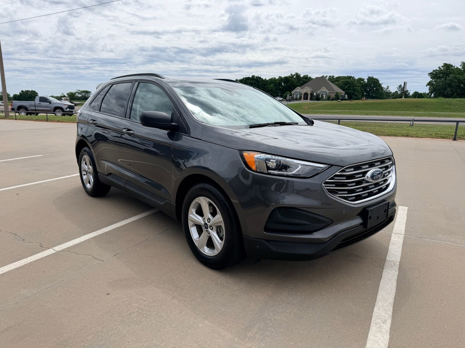 2020 Ford Edge SE