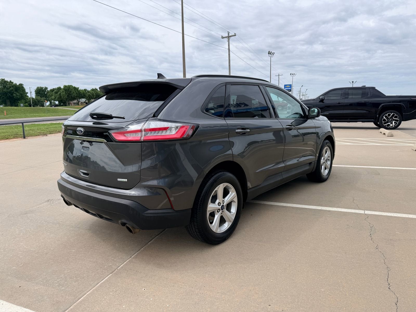 2020 Ford Edge SE