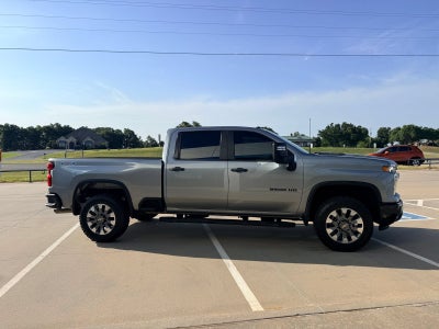 2024 Chevrolet Silverado 2500 HD Custom