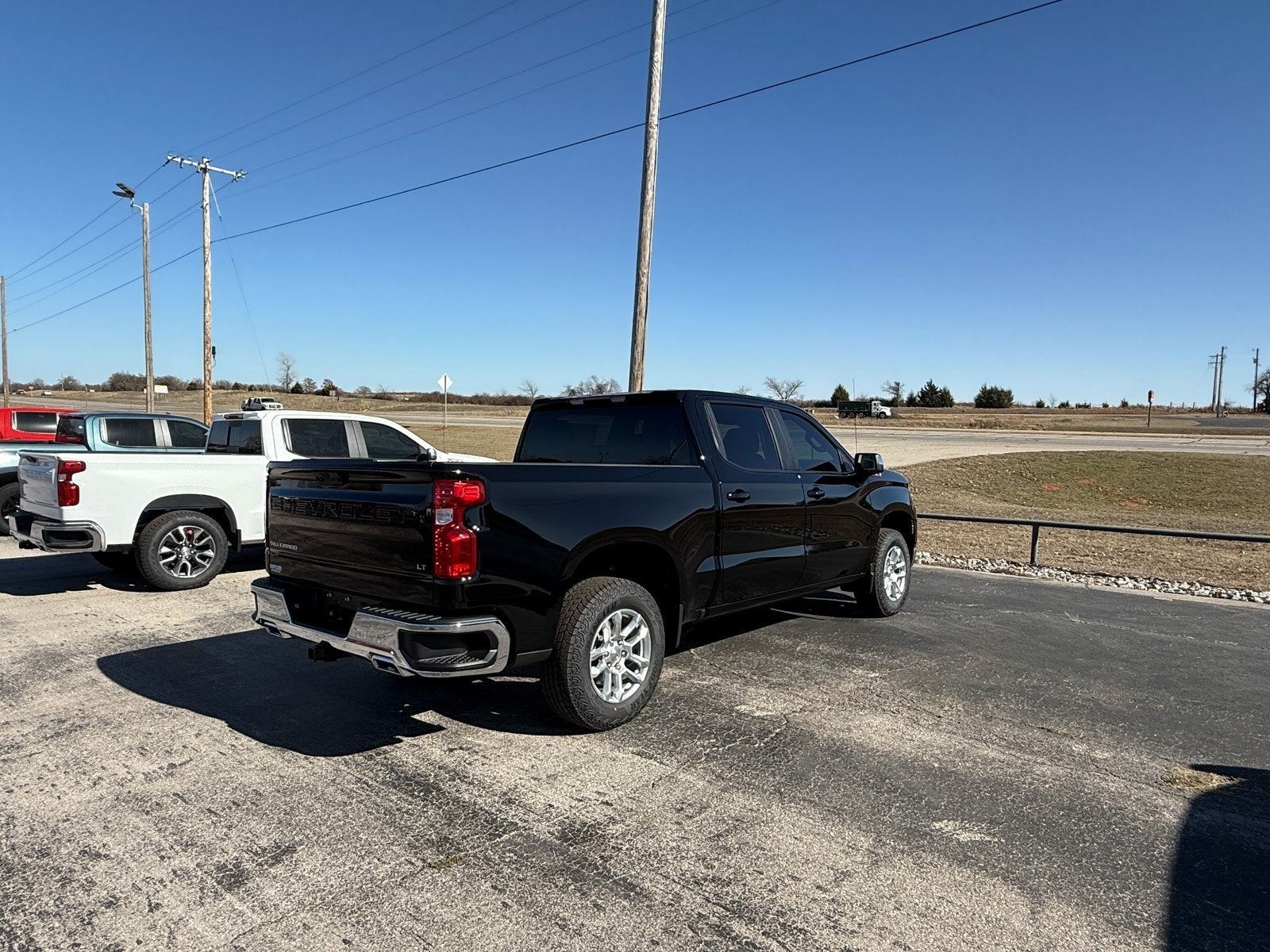 2025 Chevrolet Silverado 1500 LT