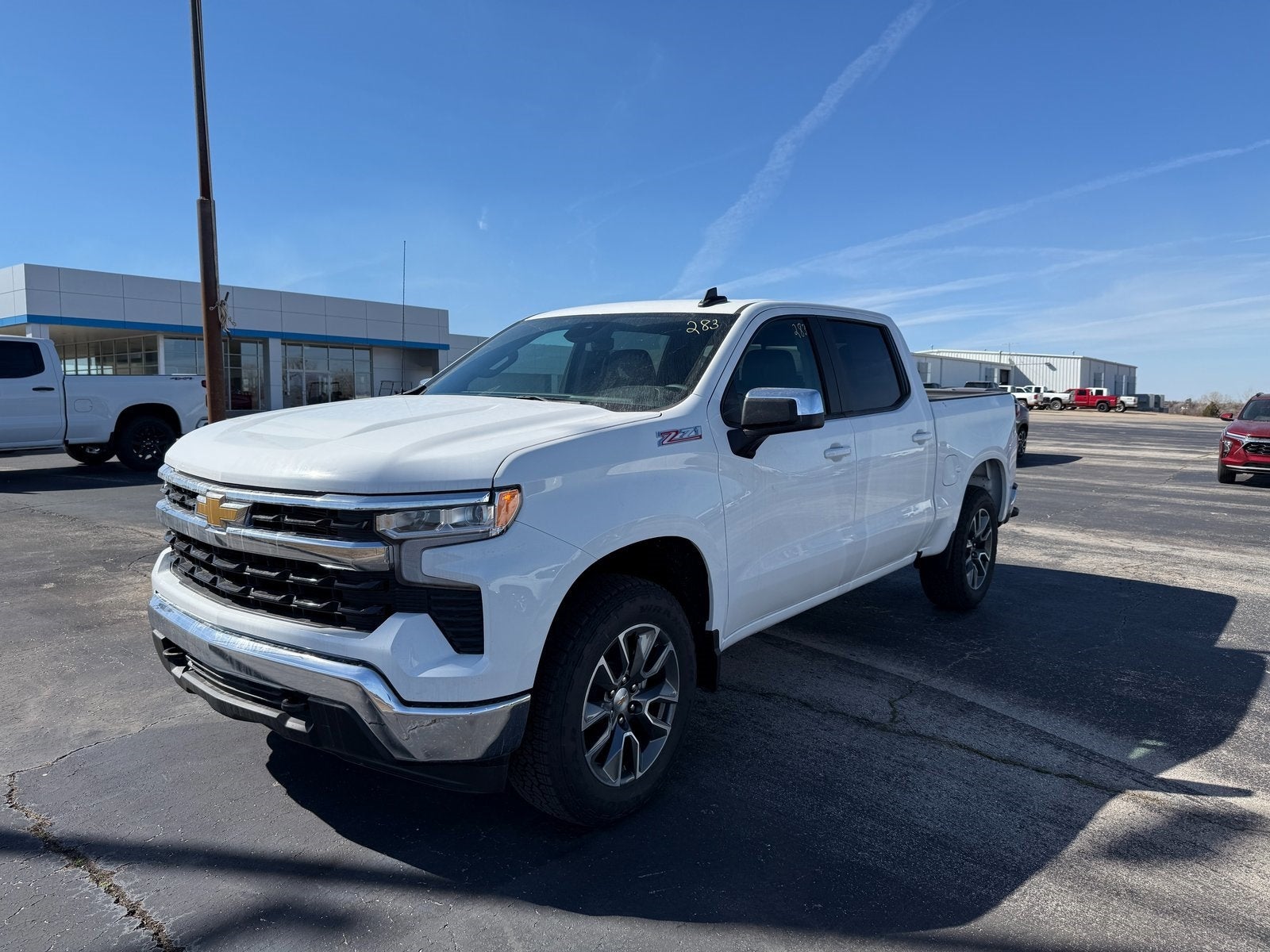 2025 Chevrolet Silverado 1500 LT