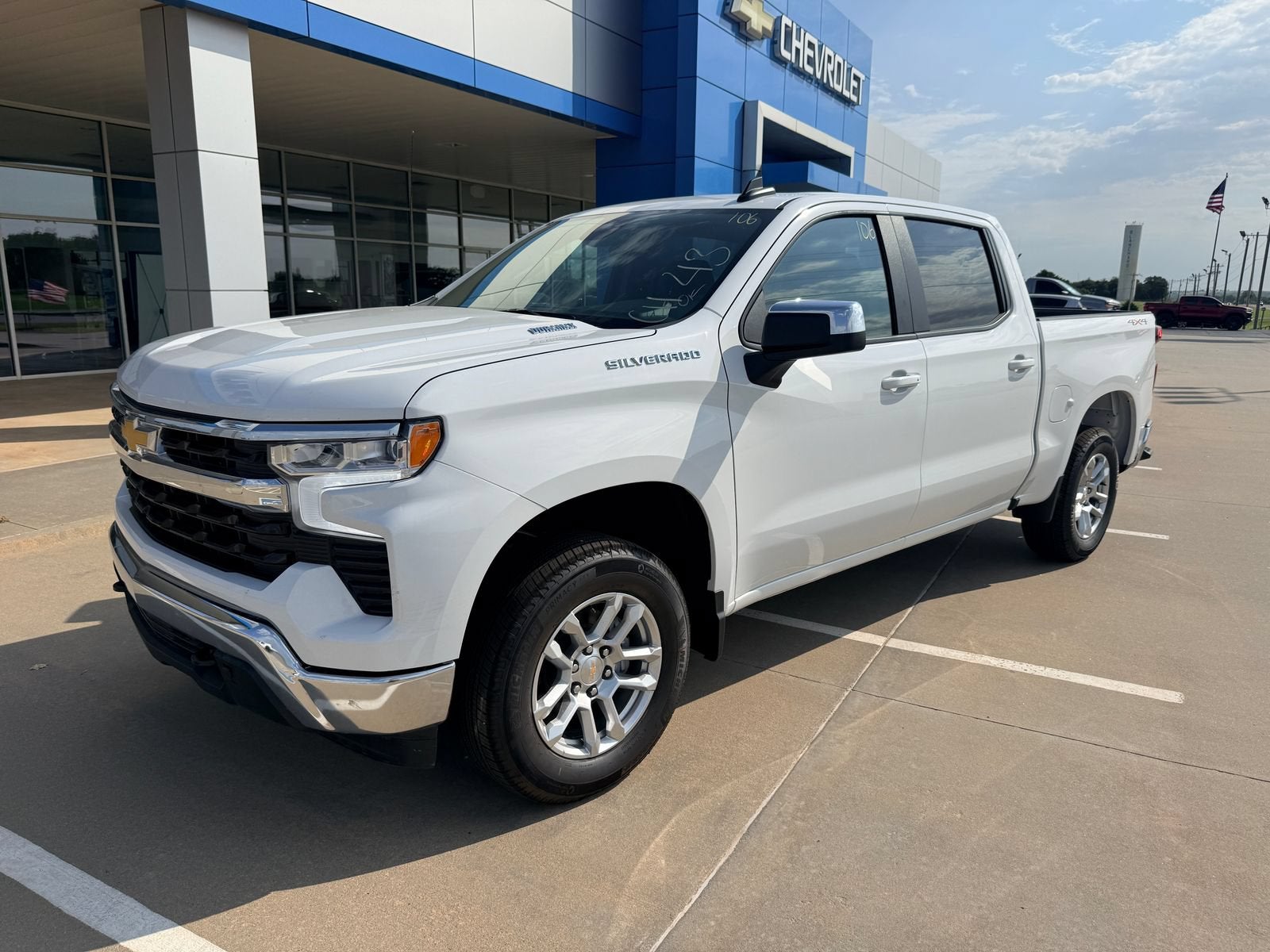 2026 Chevrolet Silverado 1500 LT - Photo 2