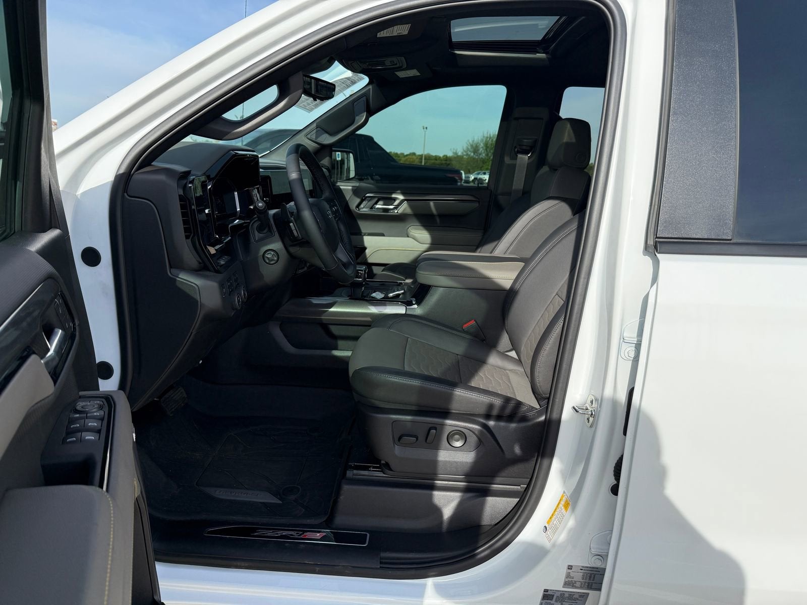 2025 Chevrolet Silverado 1500 ZR2