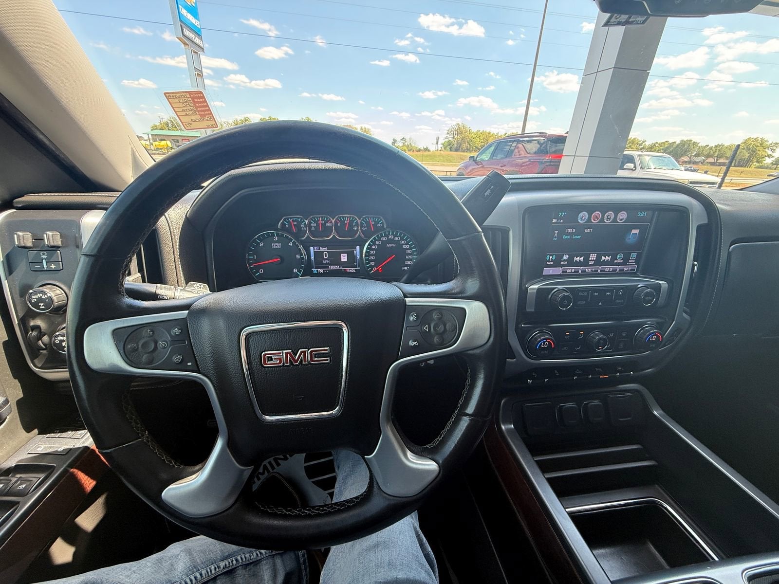 2017 GMC Sierra 1500 SLT