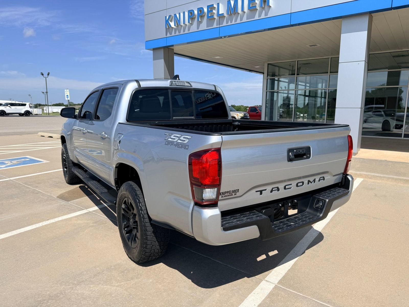 2022 Toyota Tacoma 2WD SR