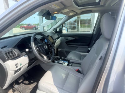 2022 Honda Pilot Touring 7-Passenger