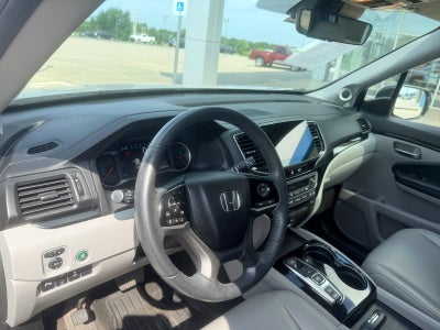 2022 Honda Pilot Touring 7-Passenger