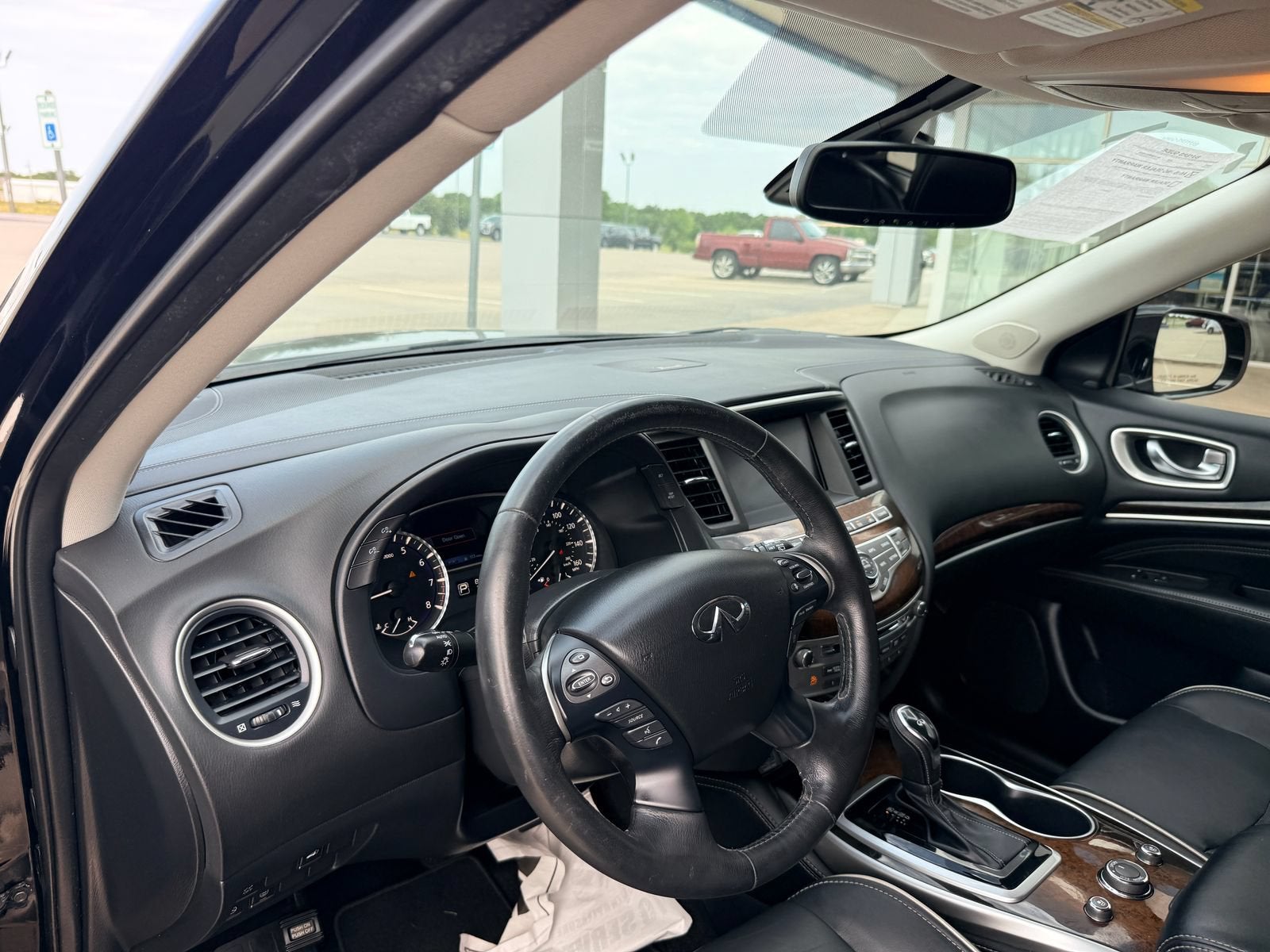 2019 INFINITI QX60 LUXE