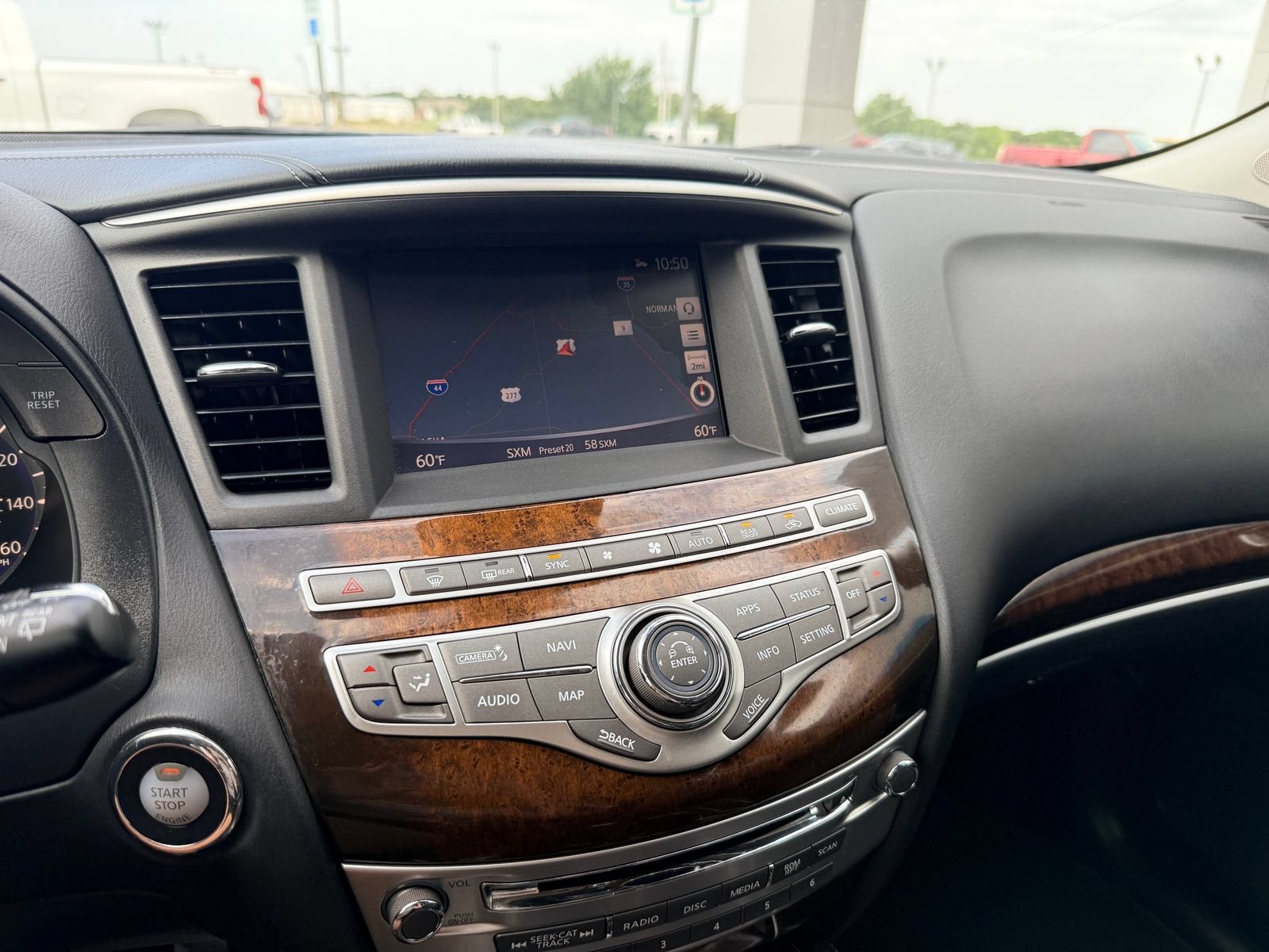 2019 INFINITI QX60 LUXE