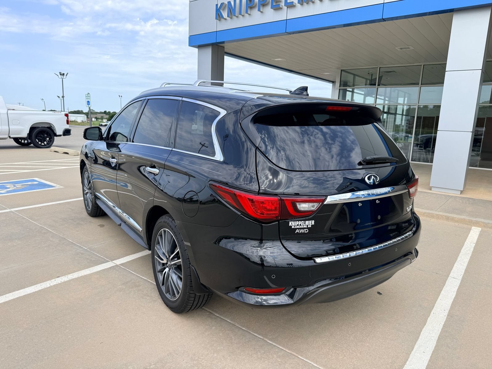 2019 INFINITI QX60 LUXE