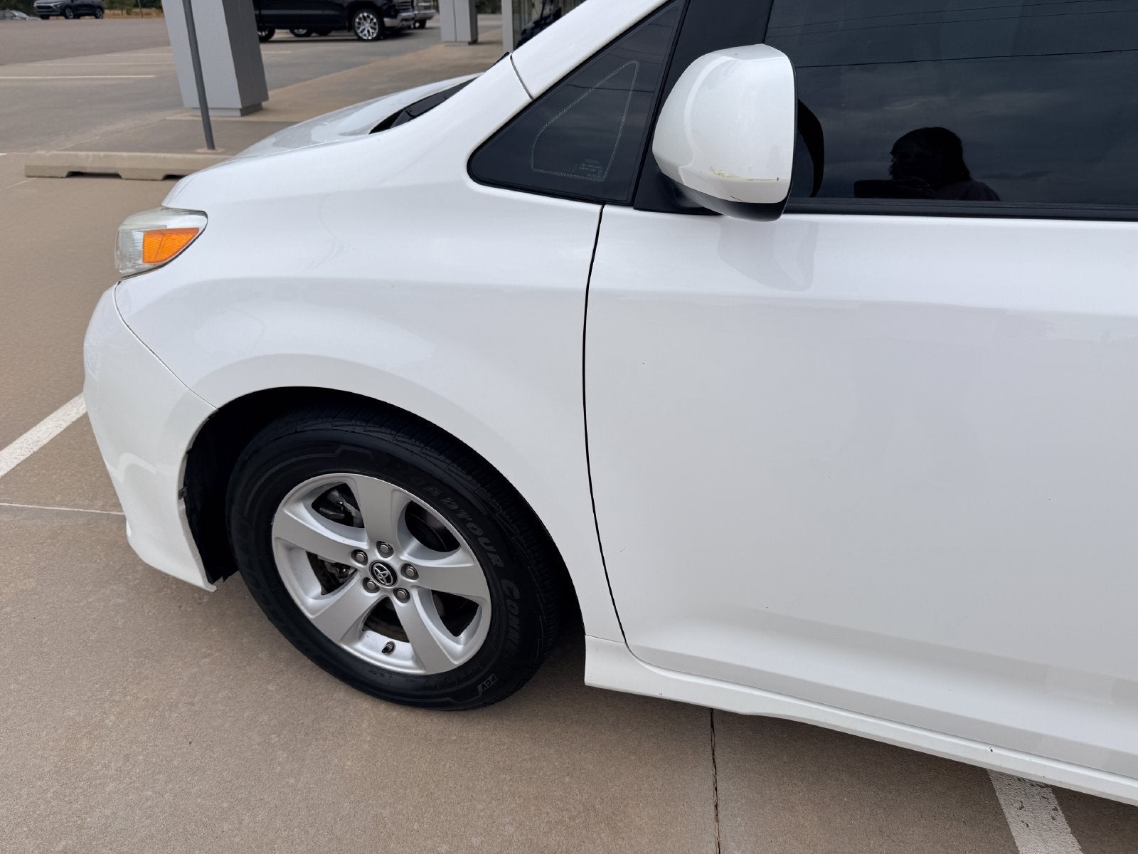 2019 Toyota Sienna LE Auto Access Seat