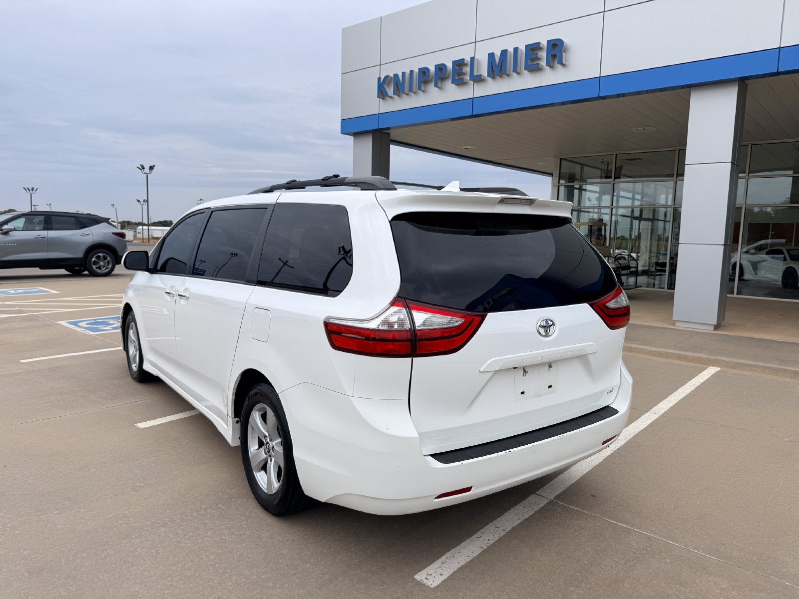 2019 Toyota Sienna LE Auto Access Seat