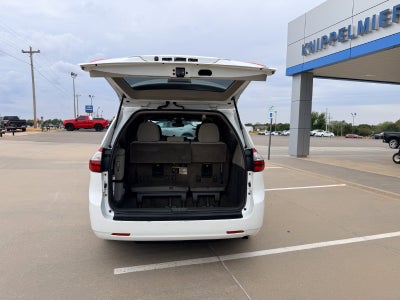 2019 Toyota Sienna LE Auto Access Seat