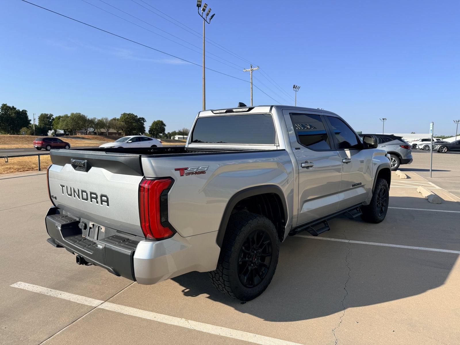 2024 Toyota Tundra 4WD SR5