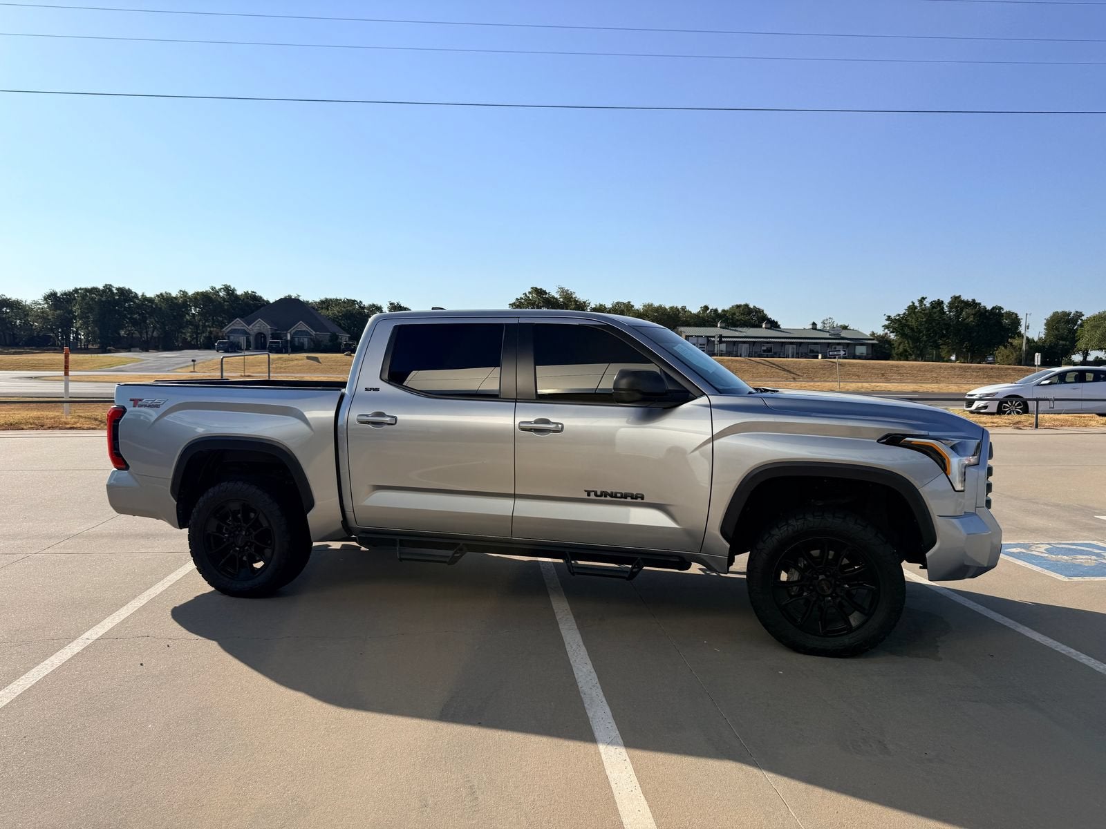 2024 Toyota Tundra 4WD SR5