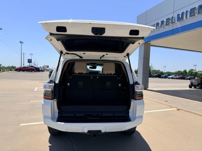 2020 Toyota 4Runner SR5